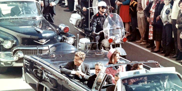 Trump ordonne la déclassification de documents sur l’assassinat de John F. Kennedy