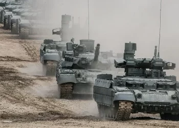 La Russie livre une centaine de chars et de blindés au Mali : un soutien militaire sans précédent