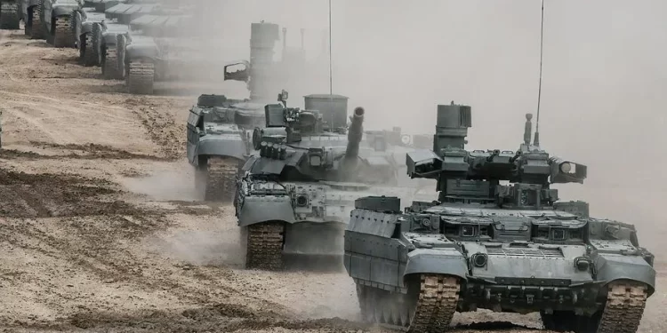 La Russie livre une centaine de chars et de blindés au Mali : un soutien militaire sans précédent