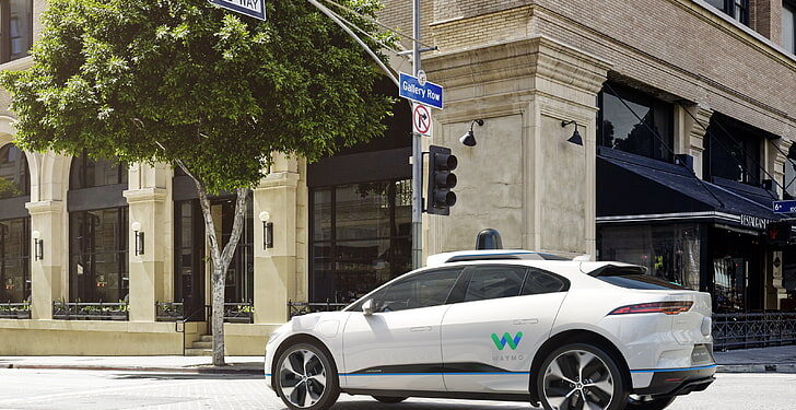 San Francisco : Waymo lance une cartographie des routes pour y déployer des robotaxis