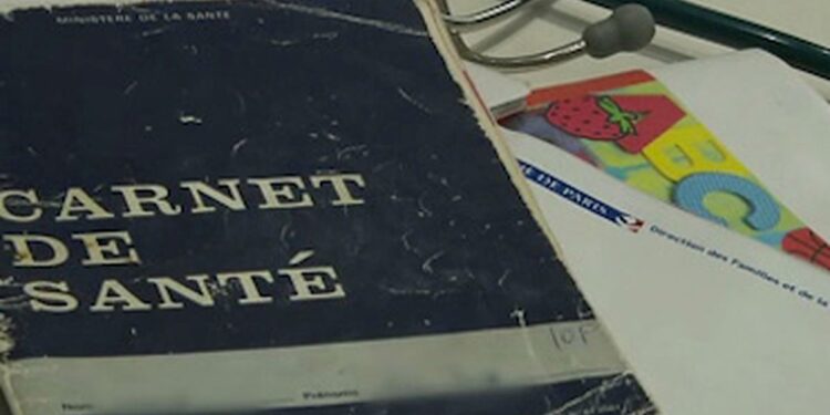 Carnet de visite médicale : un document pédagogique porté disparu dans nos écoles!
