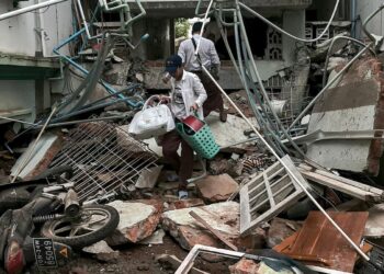 Birmanie : le bilan du seisme dépasse les 1000 morts