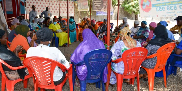 Immersion : à la découverte du MoDeL, un parti qui souffle le chaud et le froid dans un contexte de transition militaire