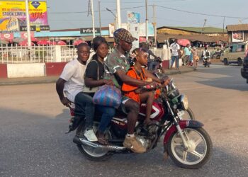 Célébration de l’aïd el-fitr à Conakry : surnombre, non-port de casques, imprudence… danger sur la route