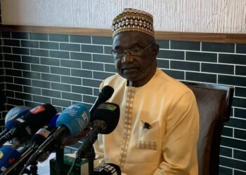 Condamnation de l&rsquo;ancien premier ministre Kassory Fofana : ses avocats dénoncent des irrégularités dans la procédure judiciaire