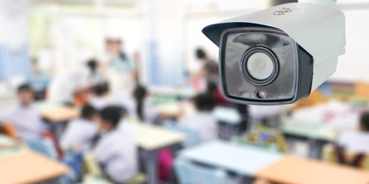 Sécurité scolaire : Les caméras de vidéosurveillance, un trop grand luxe pour les écoles publiques
