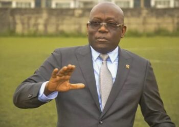 La question du jour: En avouant être « comme un lion qui avance seul », alors que sa gestion solitaire divise la Feguifoot, Bouba Sampil mérite-t-il encore son poste?