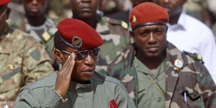 La question du jour : En permettant au Capitaine Dadis de recevoir des soins à l’étranger, selon vous, devrait-on donner la même possibilité à Toumba Diakité, qui purge encore sa peine?