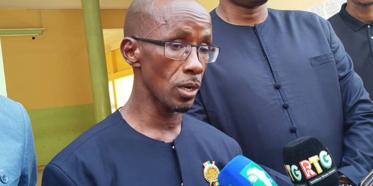 Présence de « jeunes infiltrés » au procès en appel d’Aliou Bah : « c’est à vous de me rapporter les preuves », tranche le procureur général Fallou Doumbouya