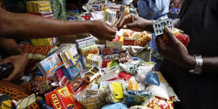 Le Dossier de la Semaine/Vente illicite de médicaments : Sur les traces du fameux anti douleurs corporelles « Abdoulaye Camara »