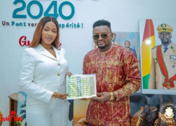 Musique : Azaya et Djelikaba Bintou « deposent les armes »
