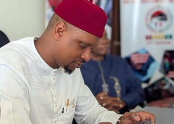 Dysfonctionnements des feux tricolores à Conakry : causes et mesures correctives