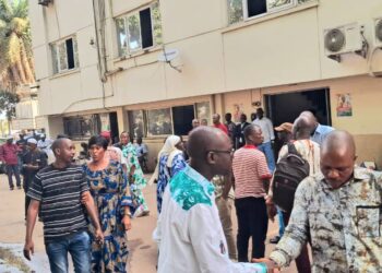 CNT : manifestation des fonctionnaires parlementaires contre l’évaluation du personnel