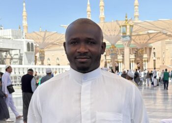 Les documents contractuels du Projet Minier Simandou mis bout à bout font à peu près 14km. C’est bien VRAI !