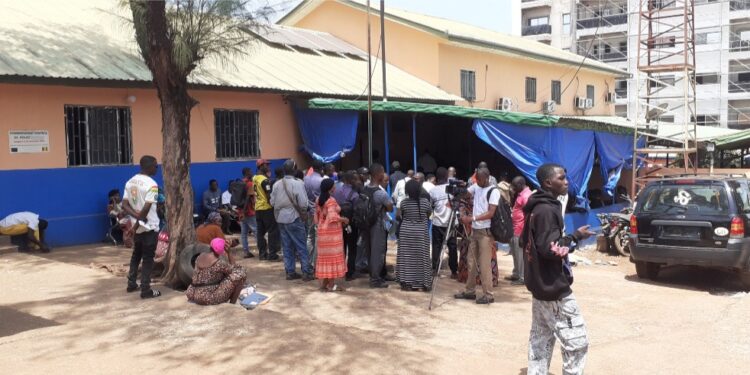 Délivrance des cartes d&rsquo;identité biométriques : engouement au commissariat central de Nongö