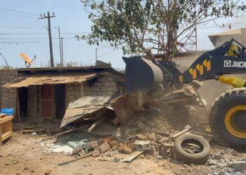 Kipé : une zone criminogène rasée au Caterpillar