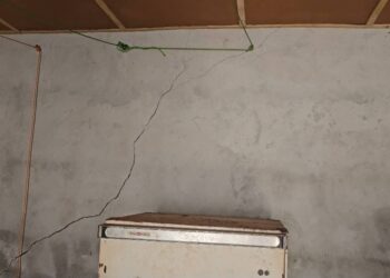 ‘’Secousses sismiques’’ à Sanoyah-Sampiliya ? : Les habitants terrorisés après des fissures sur la terre et les murs