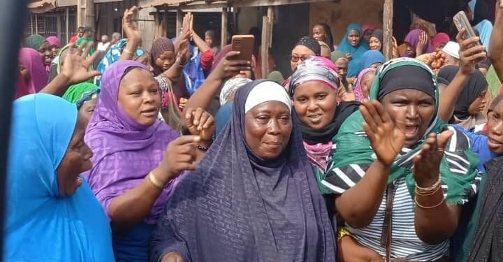 Cosa/Bantounka 1 : les commerçants remportent leur combat, le bail du marché annulé