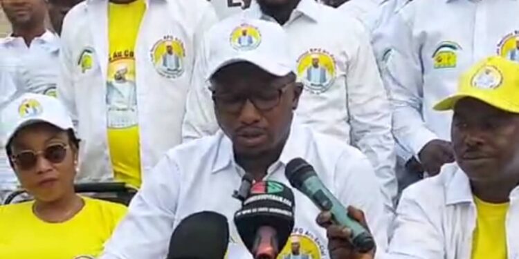 Transhumance politique : les 52 sections du RPG Arc-en-ciel soutiennent désormais le Général Mamadi Doumbouya