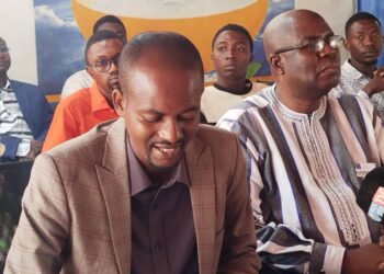 Politique : Dr Faya Millimouno s&rsquo;interroge sur l&rsquo;utilité d&rsquo;enrôler des enfants de 10 ans dans le fichier électoral