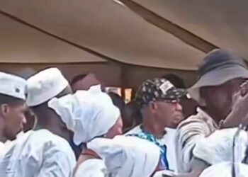 Kindia : des téléphones volés aux enfants de Moussa Koffoë en pleine cérémonie funèbre