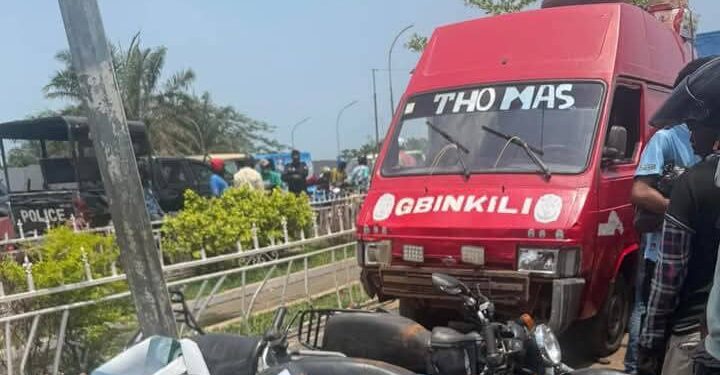 Gbessia : un mort, des blessés et plusieurs motos endommagées