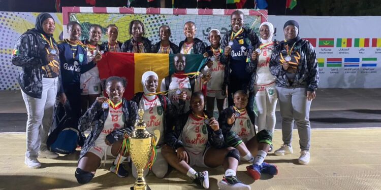 IHF Trophy : la Guinée s&rsquo;impose face au Maroc et décroche le doublé en Zone 2