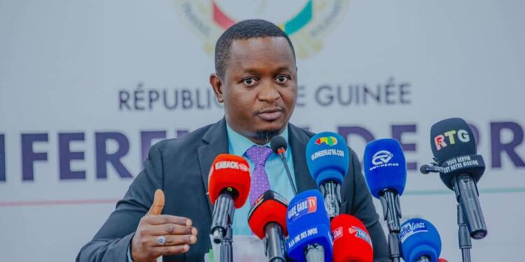 « Elle est assurée », le ministre Moussa Moïse rassure sur l’état de santé de Seny Malomou