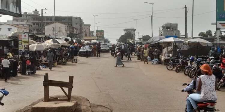 Conakry : occupation anarchique des voies publiques, un danger pour tous