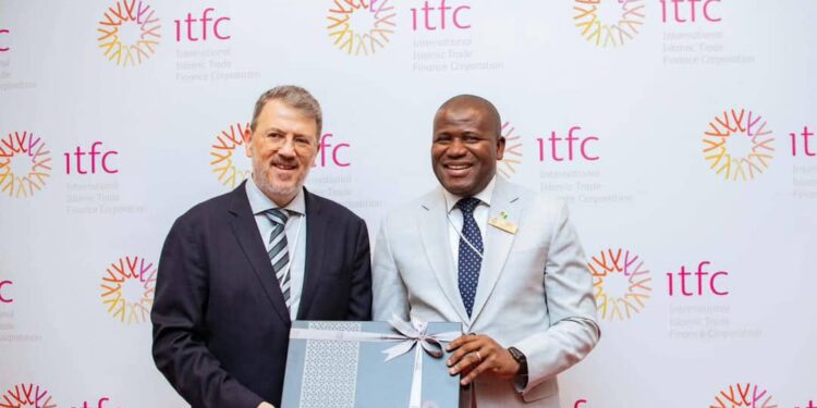 Sécurité alimentaire : la Guinée conclut un accord de 40 millions de dollars avec l’ITFC pour l’importation de riz