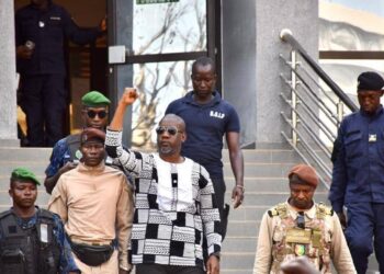 La question du jour : se disant convaincu en clôture des débats, que la Cour d’appel de Conakry allait le libérer, puisqu’il n’avait commis aucun crime, Aliou Bah sera-t-il entendu à l’occasion du verdict attendu ce mercredi?