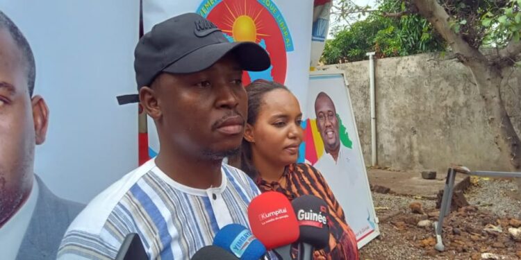 Condamnation d’Aliou Bah : Le MoDeL dénonce un procès politique et promet de se battre jusqu’au bout