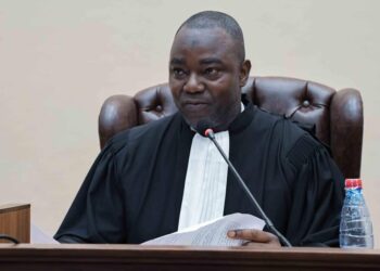 Tribunal du travail: la CBG condamnée à verser plus d’un milliard de francs guinéens à trois de ses ex-employés