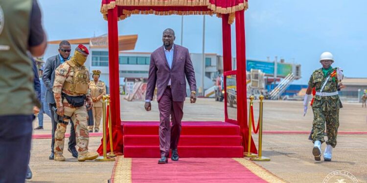 Le Général Mamadi Doumbouya instruit l’harmonisation des constructions des bâtiments publics administratifs