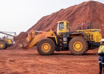 Guinée : 130 nouveaux permis miniers retirés par arrêté ministériel