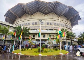 Mines : l&rsquo;Etat gèle les comptes bancaires des sociétés dont les permis ont été retirés