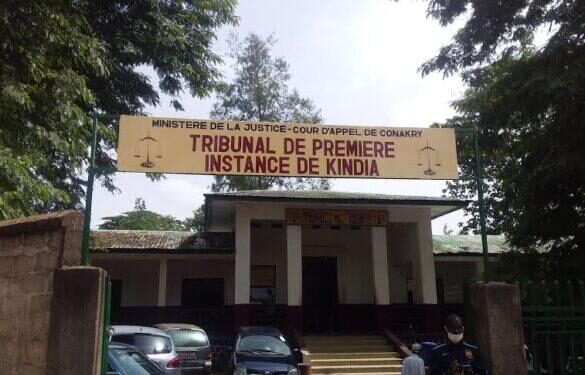 TPI Kindia : 10 ans de prison ferme pour le « voleur » des téléphones des enfants de feu Moussa Koffoé 