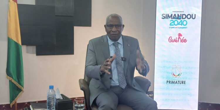 Non-publication de la convention sur le Simandou : « il faut avancer prudemment… », déclare le premier ministre Amadou Oury Bah