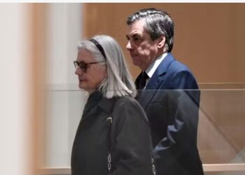 François Fillon condamné à 4 ans de prison avec sursis et 375 000 € d’amende dans l’affaire des emplois fictifs