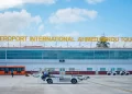 Conakry : 5,2 kg de cocaïne interceptés à l’aéroport AST, deux suspects interpellés