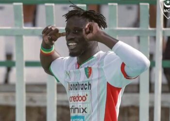 Football/Algérie : Aloba confirme son statut de serial biteur