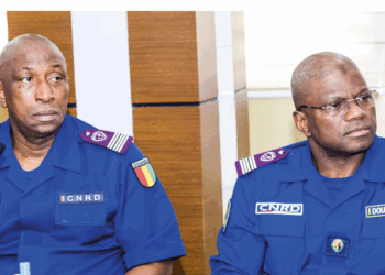 Douane guinéenne : les sept mesures draconiennes pour arrêter la saignée financière ! (Alluremag)