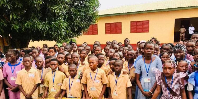 Examen d’entrée en 7ème année: plus de 40.000 candidats à N’Zérékoré ont entamé les évaluations