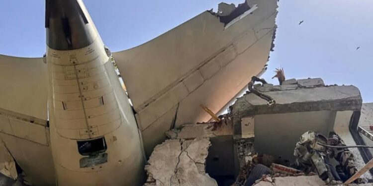 Urgent : une personne a finalement survécu au crash du 787 d&rsquo;Air India selon les autorités sanitaires indiennes