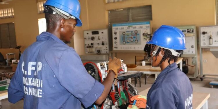 Examens de fin de cycle et concours d’entrée 2025 : les dates à retenir