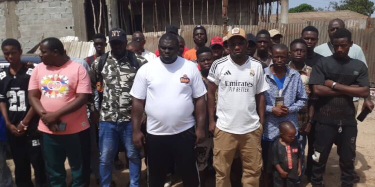 Crise à l’UFDG : Des jeunes de l’axe Hamdallaye-Kagbelen appellent à la réconciliation entre Cellou Dalein et Ousmane Gaoual.