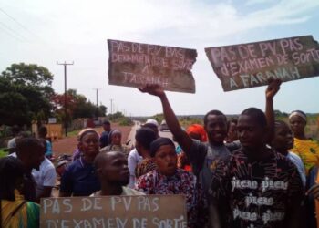 Faranah: les étudiants des écoles de santé manifestent