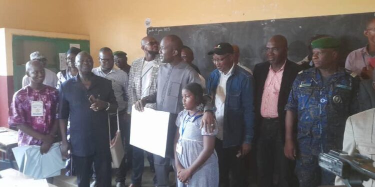 Examen CEE/Ratoma : le DCE et le président de la délégation spéciale lancent les premières épreuves