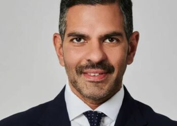 Le milliardaire indien Sunjay Kapur meurt après avoir avalé une abeille 