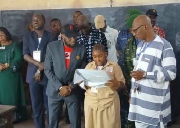 BEPC 2025 : 1 221 candidats, dont 630 filles, en examen à Kaloum